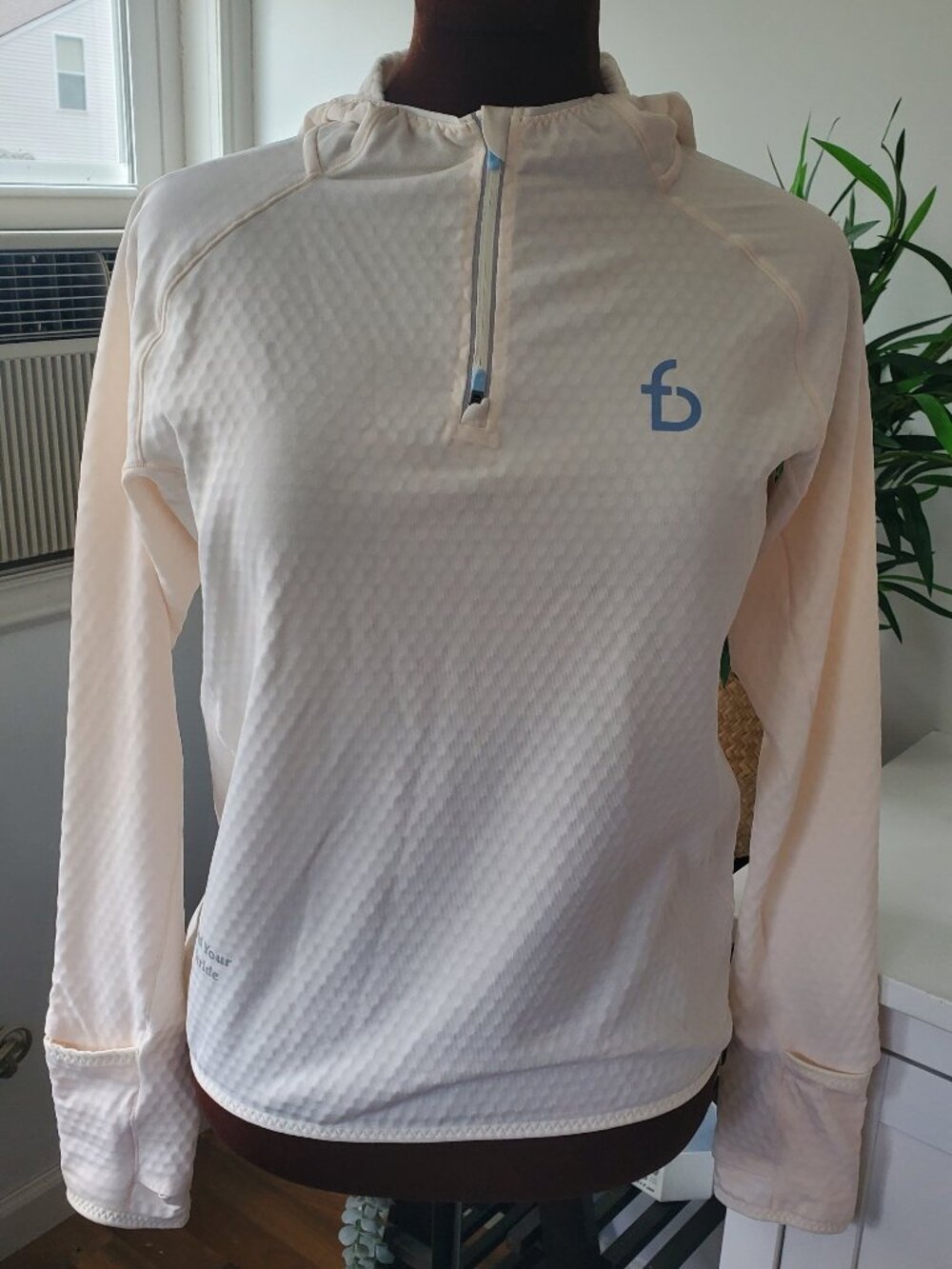 NWT Flipbelt Women's Carbondale Half Zip Hoodie Size Large